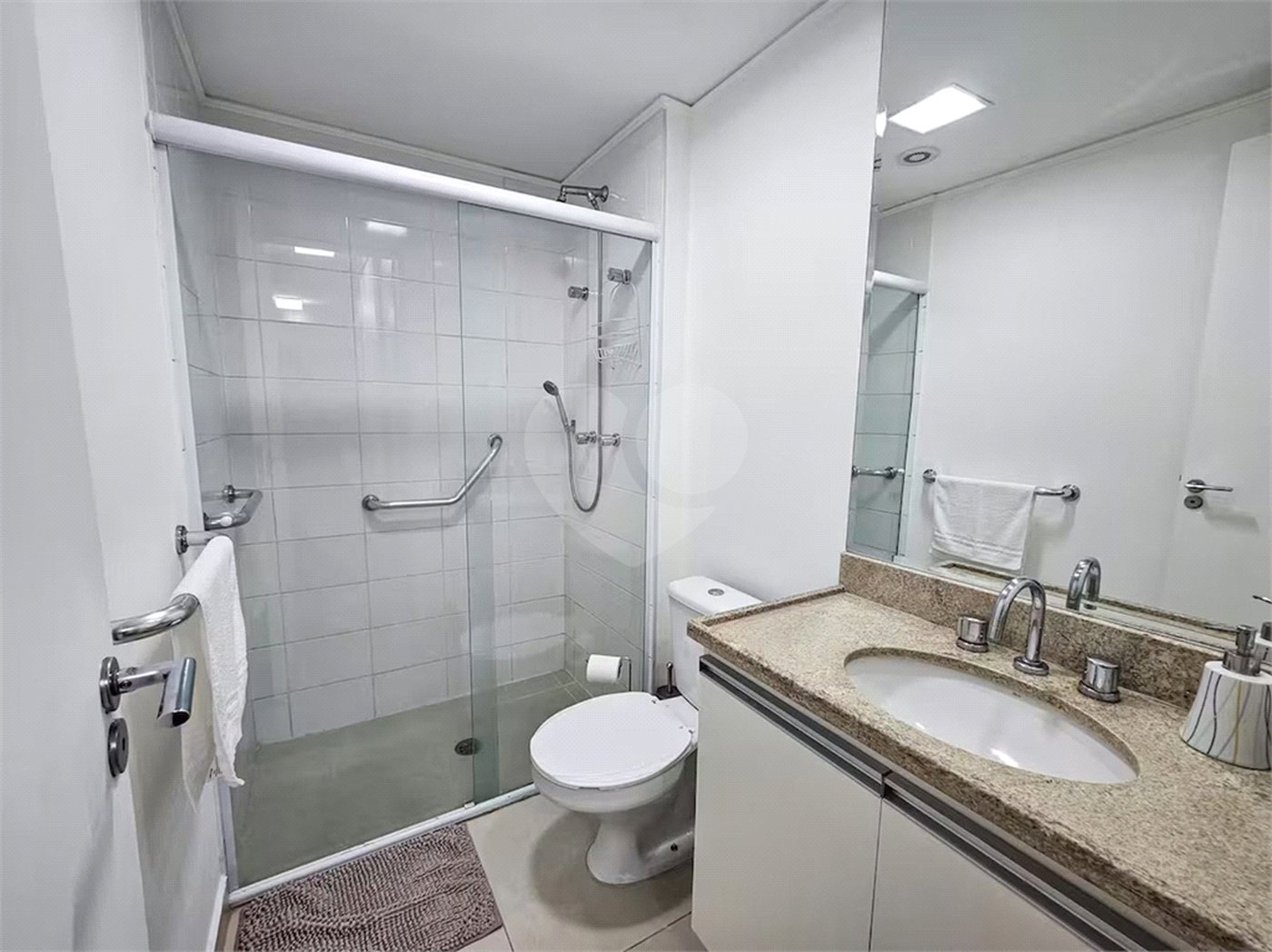 Na Mooca á venda Apartamento / Studio com 51m² 1 dormitório e 1 vaga.