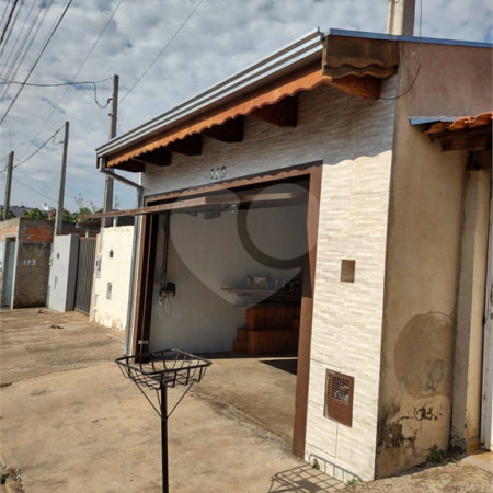 Casa térrea no Cidade Aracy .