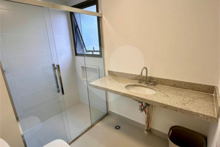Apartamento com 4 quartos (3 suítes) e 2 vagas à venda no Tatuapé