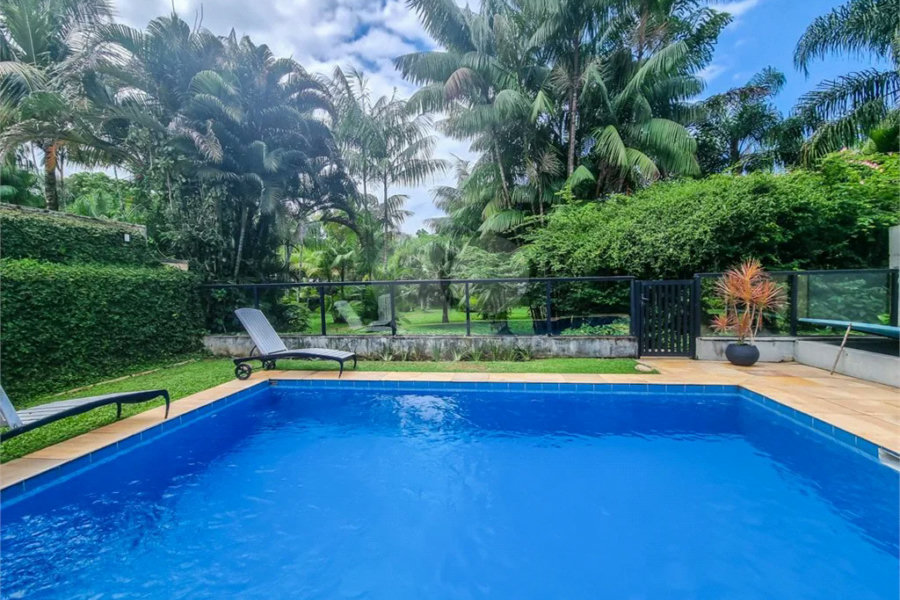 Casa à venda com 6 quartos, sendo 4 suítes,  em Riviera de São Lourenço, Bertioga, SP