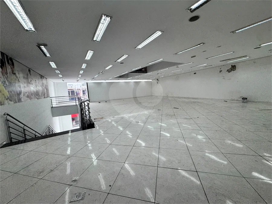 PRÉDIO COMERCIAL DE 944 M² PARA LOCAÇÃO | LOCALIZAÇÃO ESTRATÉGICA, GRANDE VISIBILIDADE E EXCELENTE POTENCIAL COMERCIAL
