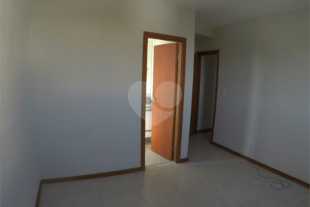 Apartamento padrão para venda no Edifício Residencial Via Campus