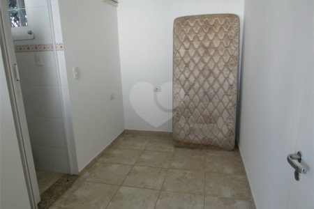 Linda Cobertura na Região de Campos Elíseos - 4 dormitórios (3 suítes). 5 Banheiros