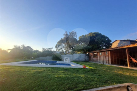 Casa de Madeira com Área Gourmet à Venda – Fogueteiro – Indaiatuba/SP