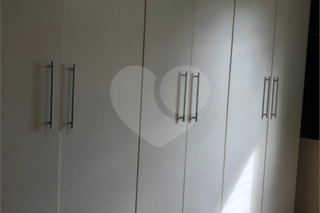 Apartamento na Região do Anália Franco Próximo ao Shopping com 3 Dormitórios sendo 1 Suíte e 2 Vagas de Garagem