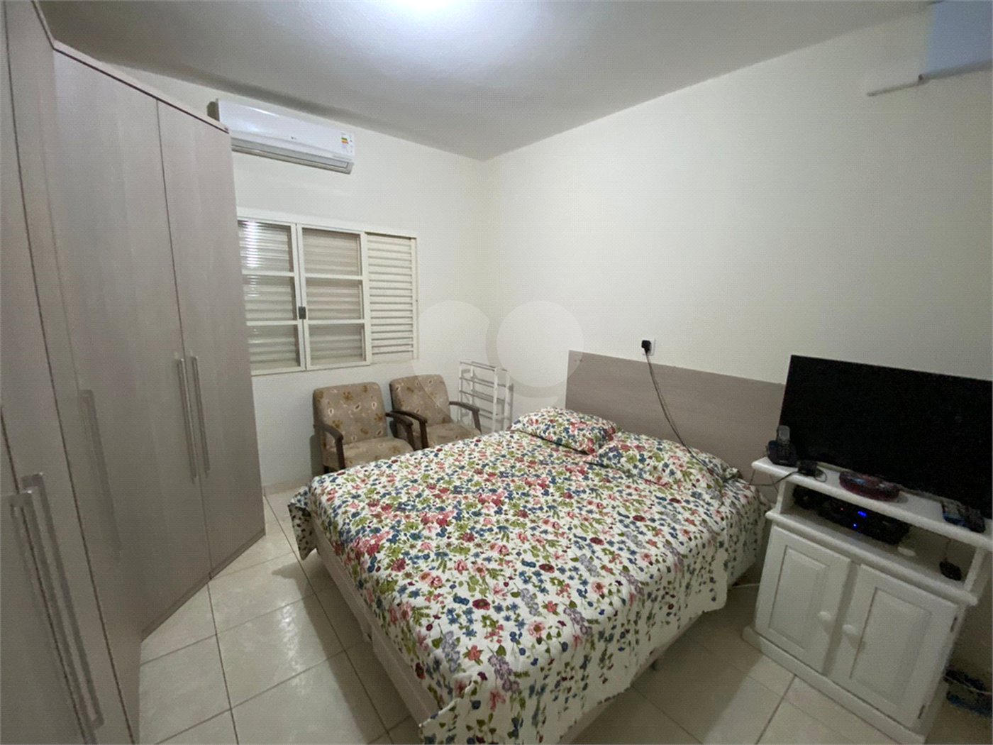Casa térrea no Jardim Macarengo .