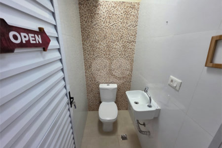 Sobrado 3 quartos 1 suíte e área de lazer