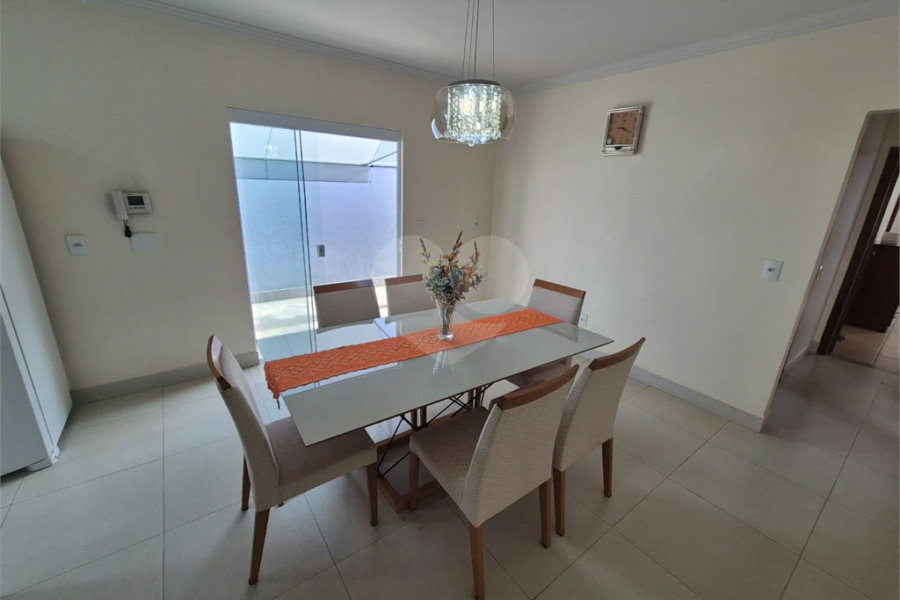 Casa à venda no bairro Maracanã, 3 quartos, 2 suítes em Piracicaba/SP.