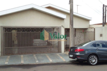 Casa Residencial Vila Monteiro (Gleba I) á venda.