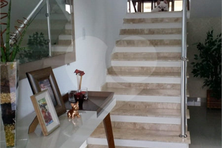 Casa para Locação no Condomínio Santa Isabel Louveira