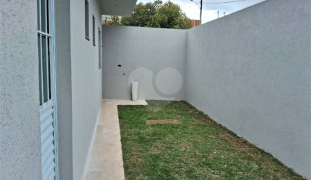 Casa à venda com 2 quartos, sendo 1 suíte,  em Jardim Bandeirantes, Poços de Caldas, MG