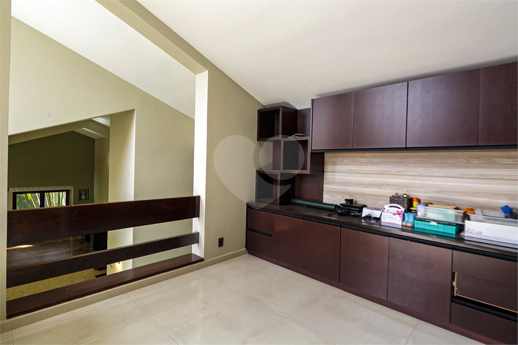 Casa com 4 quartos e ótimo espaço em local nobre no Alto da Boa Vista