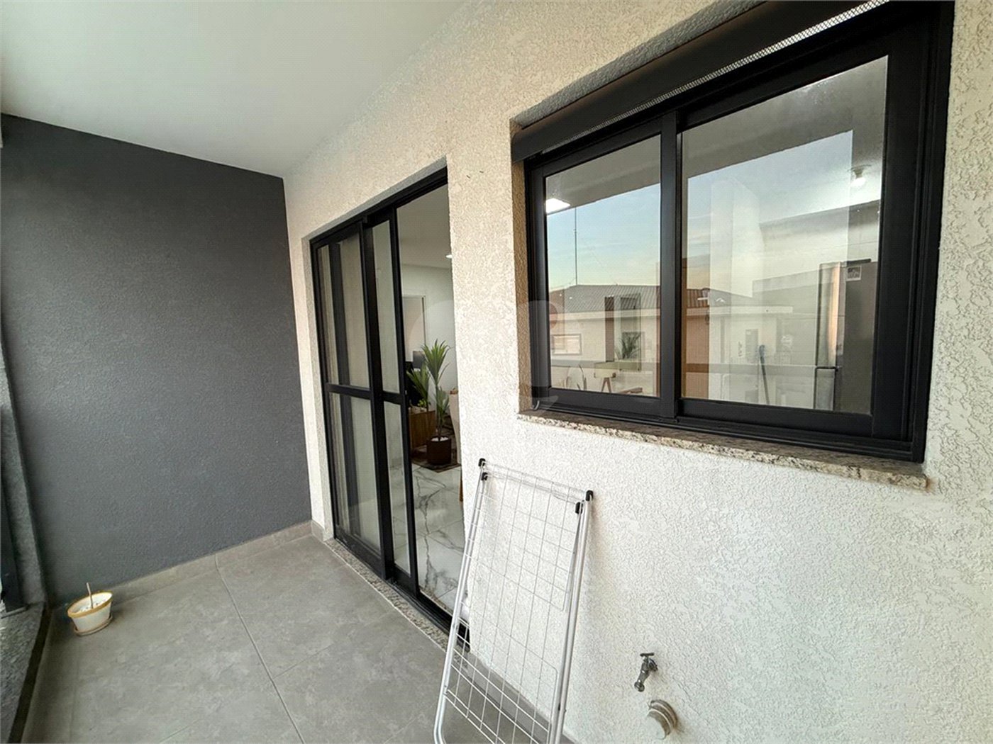 Apartamento à Venda na Vila Maria | 2 Dormitórios | Sacada Grill | Vista Livre | Vaga Coberta + Depósito