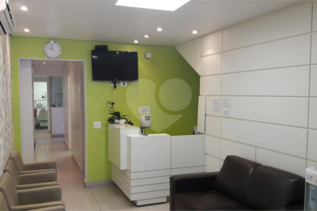 Sobrado à venda com 5 quartos em Chácara Santo Antônio (zona Sul), São Paulo, SP
