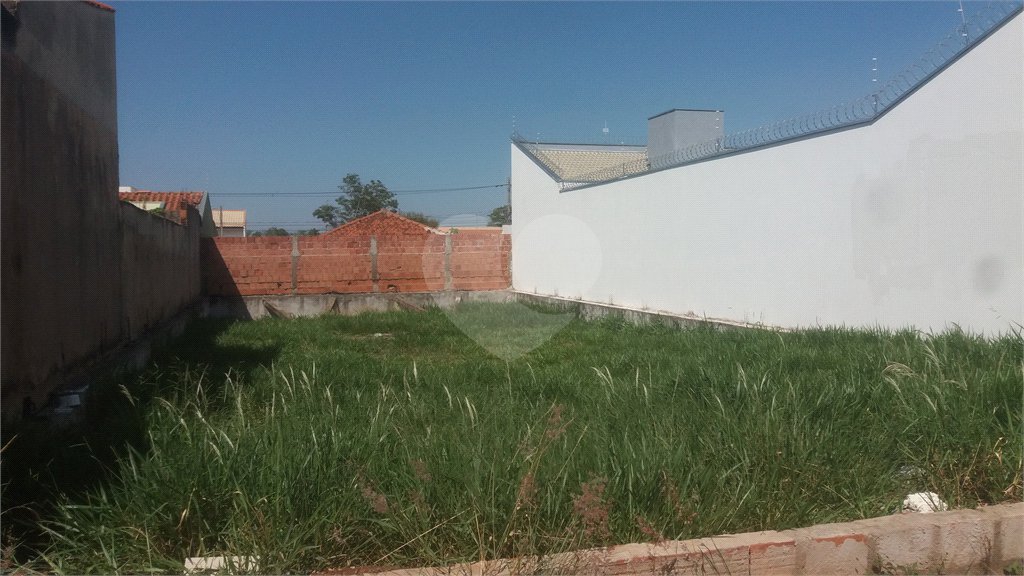 Terreno no Jardim Embaré.