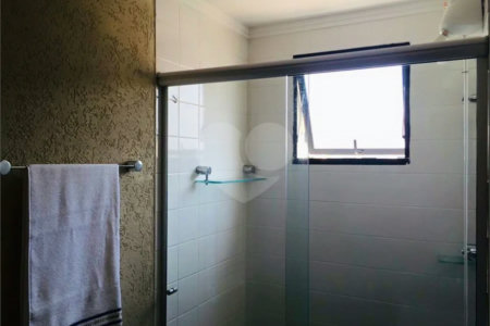 VENDE-SE STUDIO MOBILIADO CENTRO DE SÃO CARLOS.