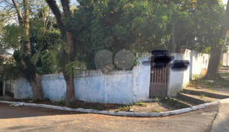 Terreno à venda com 2 quartos em Vila Nivi, São Paulo, SP