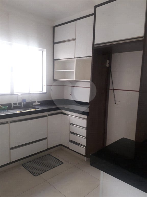 Excelente casa para venda no Parque Fher