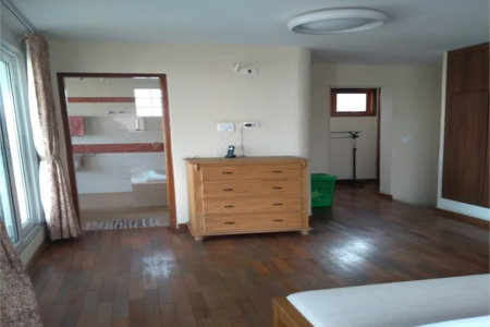 CASA ESTILO COLONIAL PODENDO SER UTILIZADO COMO AIRBNB