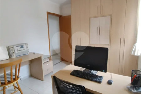 Apartamento em Atibaia com 2 dormitórios (1 suíte), 2 vagas de garagem, elevador, salão de festas, excelente localização