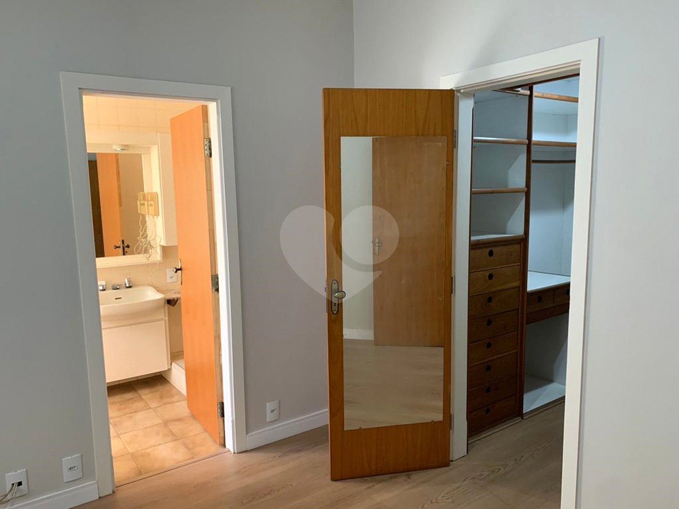 Casa térrea com 4 quartos á venda em Araras, São Paulo - SP
