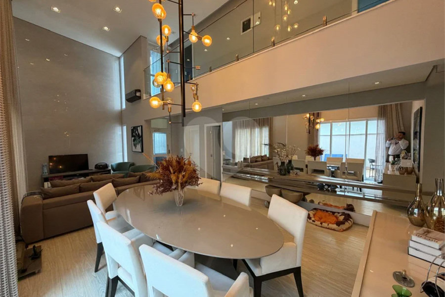 Casa de alto padrão em condomínio exclusivo com 4 suítes