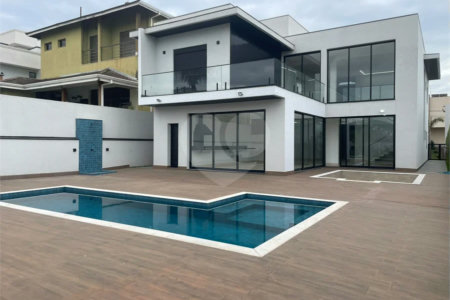 Casa Alto Padrão | 4 suites | Condominio Clube | Atibaia