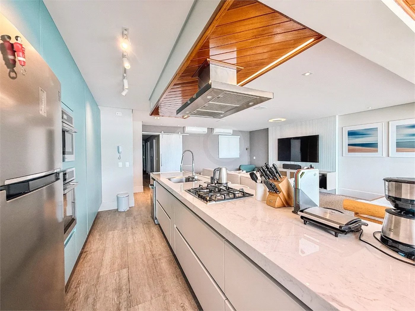 Apartamento à venda com 3 suítes em Riviera de São Lourenço, Bertioga, SP