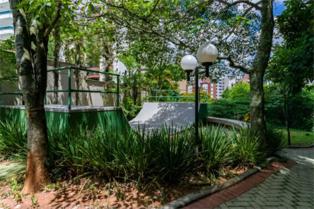 Apartamento à venda com 3 quartos, sendo 2 suítes, em Morumbi, São Paulo, SP
