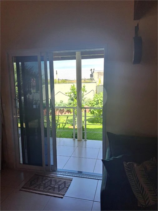 Casa Ampla com 5 Dormitórios, Piscina e Lazer Completo em Terreno de 1.260 m²