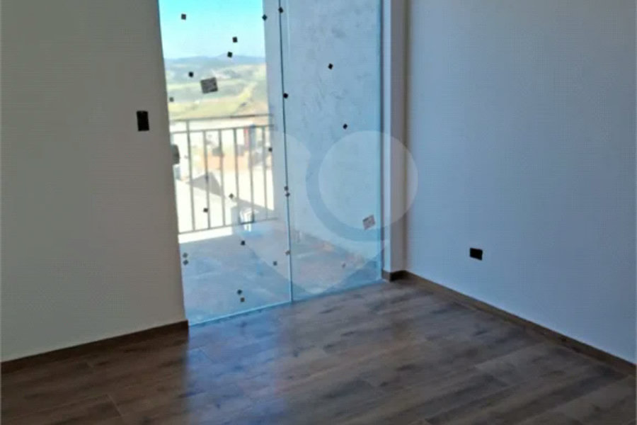 Sobrado moderno com 2 Suítes e vista Privilegiada no Jardim Bandeirantes, Poços de Caldas