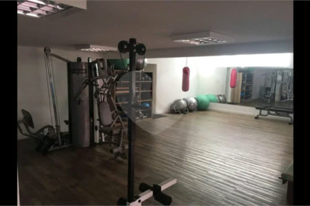 Lindo apartamento em ótima localização na Mooca!