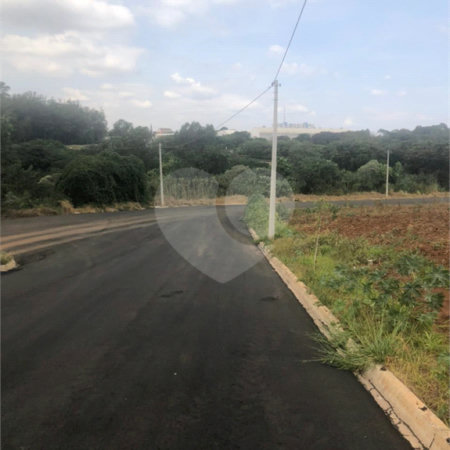 Terreno no Parque dos Pássaros .
