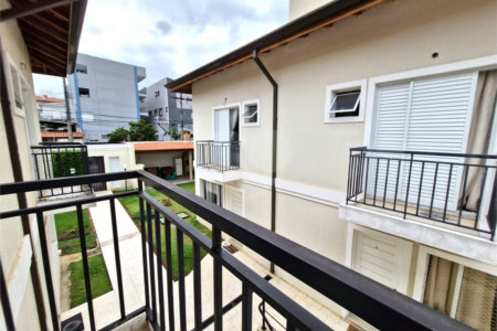 Casa à venda com 2 suítes no condomínio Residencial Living Sabara, São Paulo - SP