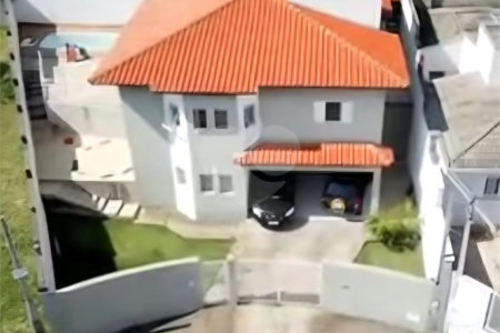 Casa à venda em Valinhos/SP