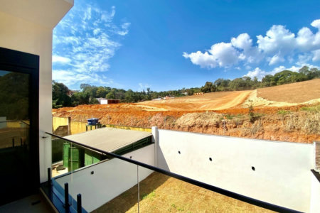 Casa à venda com 3 quartos, sendo 3 suítes, no condomínio Vila Giardino, Jundiaí - SP