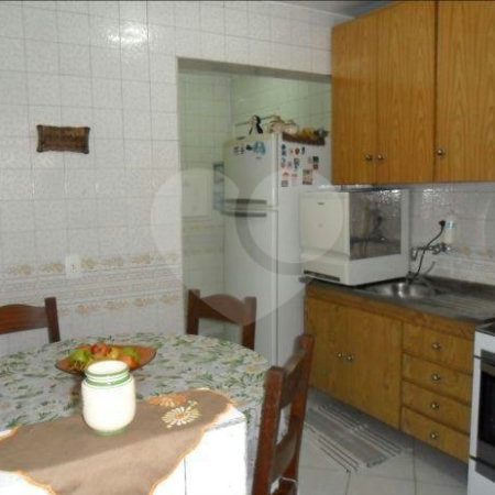 Apartamento à venda com 3 quartos, sendo 1 suíte, em Moema, São Paulo, SP