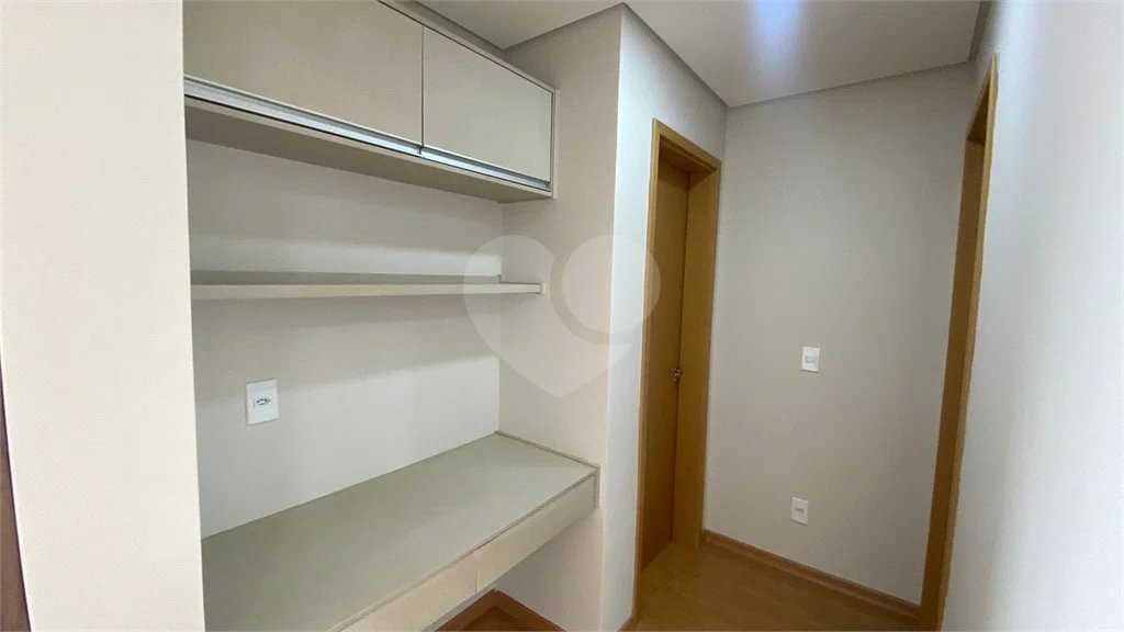 Apartamento para alugar com 2 suítes em Piracicaba.