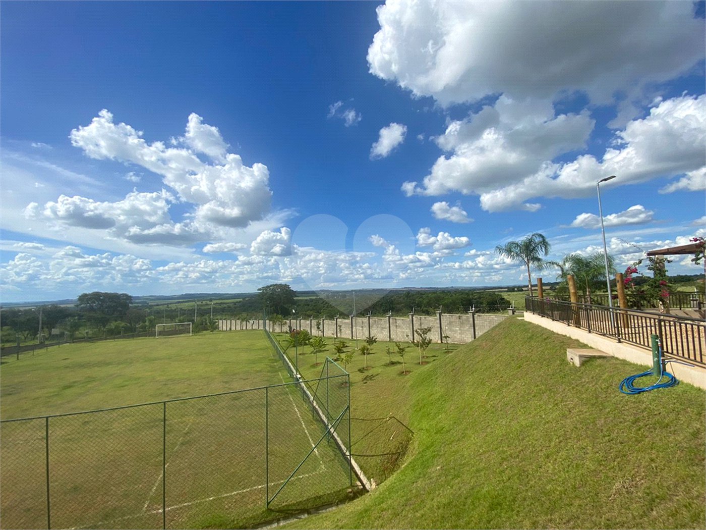 Terreno no Residencial Villeneuve