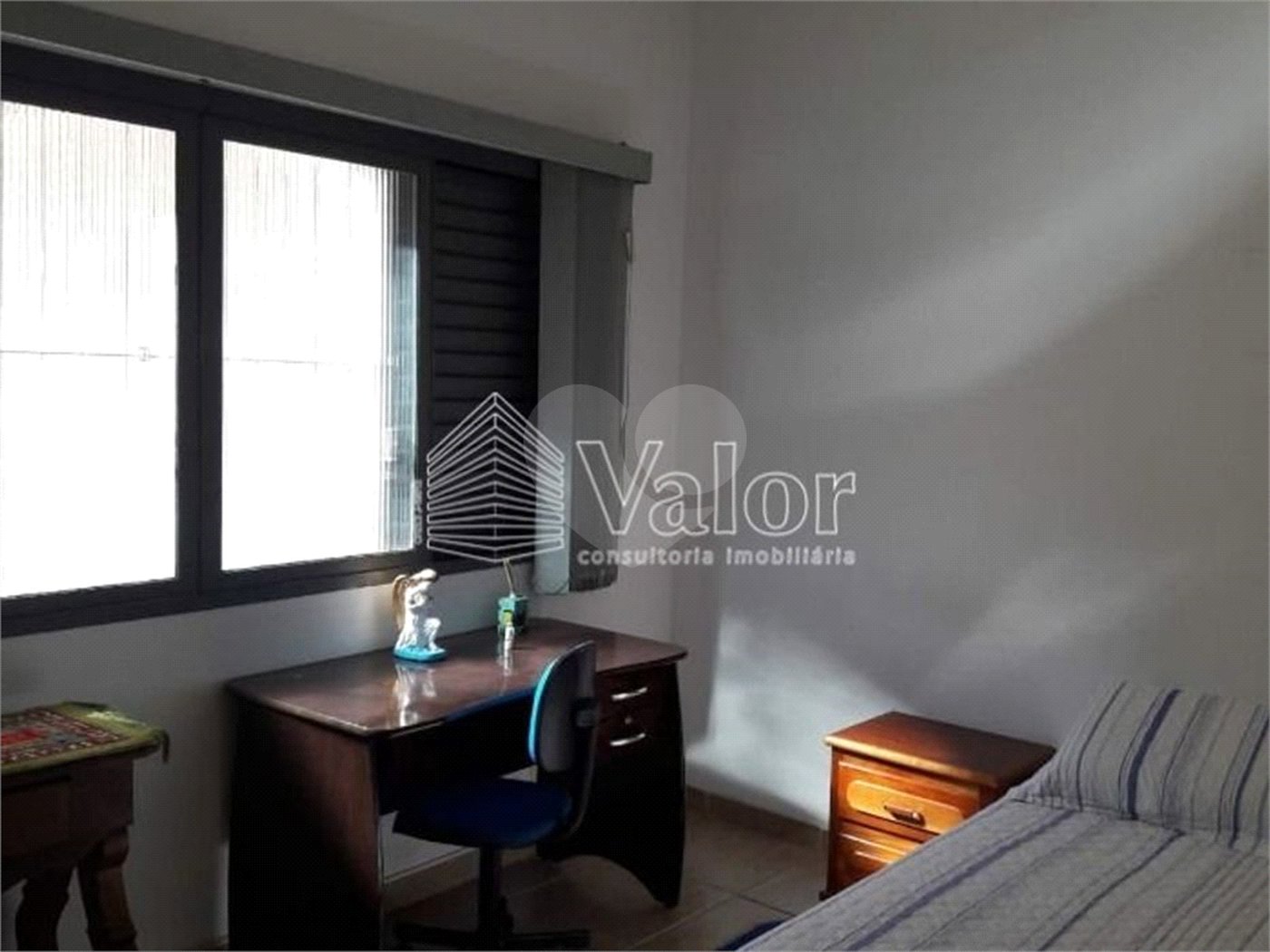 Casa Residencial Vila Faria á venda.