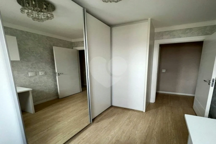 Apartamento à venda com 3 quartos, sendo 1 suíte,  em Vila Guilherme, São Paulo, SP