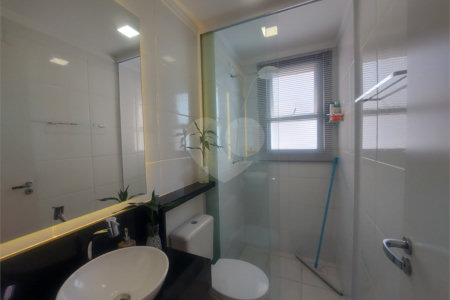 Apartamento Mobiliado no Condomínio Portal do Sol, na Avenida Getúlio Vargas