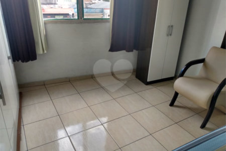Apartamento 1 dorm, sala, cozinha, banheiro a venda no Centro