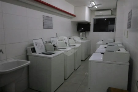Apartamento com 1 dormitório com 1 vaga de garagem