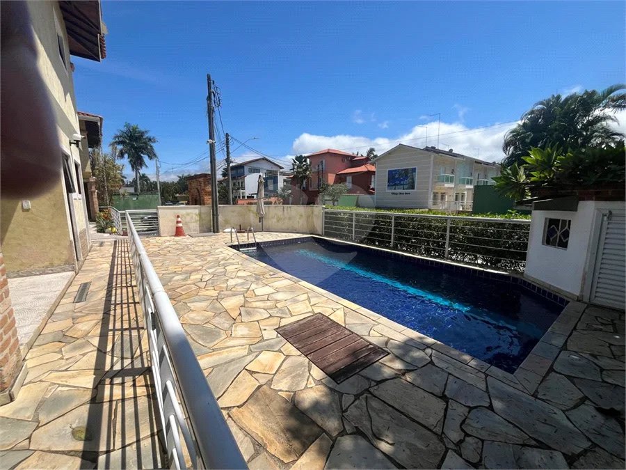 Casa à venda com 2 quartos, sendo 1 suíte, em Morada da Praia, Bertioga, SP