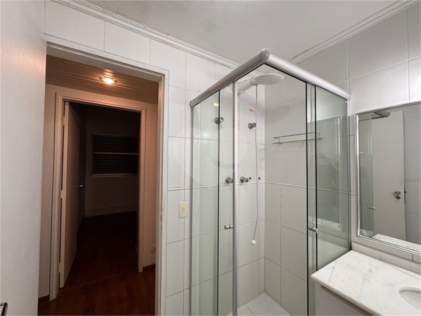 Apartamento Moema – 3 Dormitórios - Ar Condicionado - 80 mts², 2 Vagas