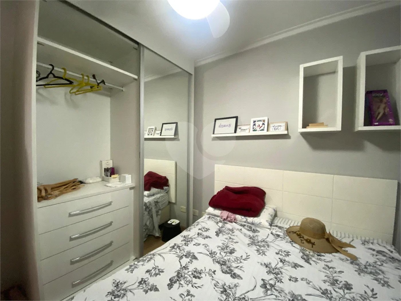 Apartamento á venda na Luz