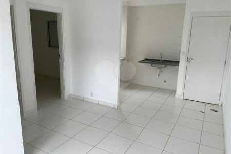 Apartamento à venda no Residencial Vila das Orquídeas, no Jockey Clube!