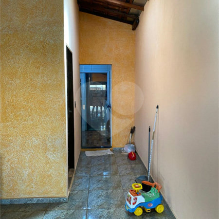 Vende-se casa no Jardim Paulistano 02 dormitórios