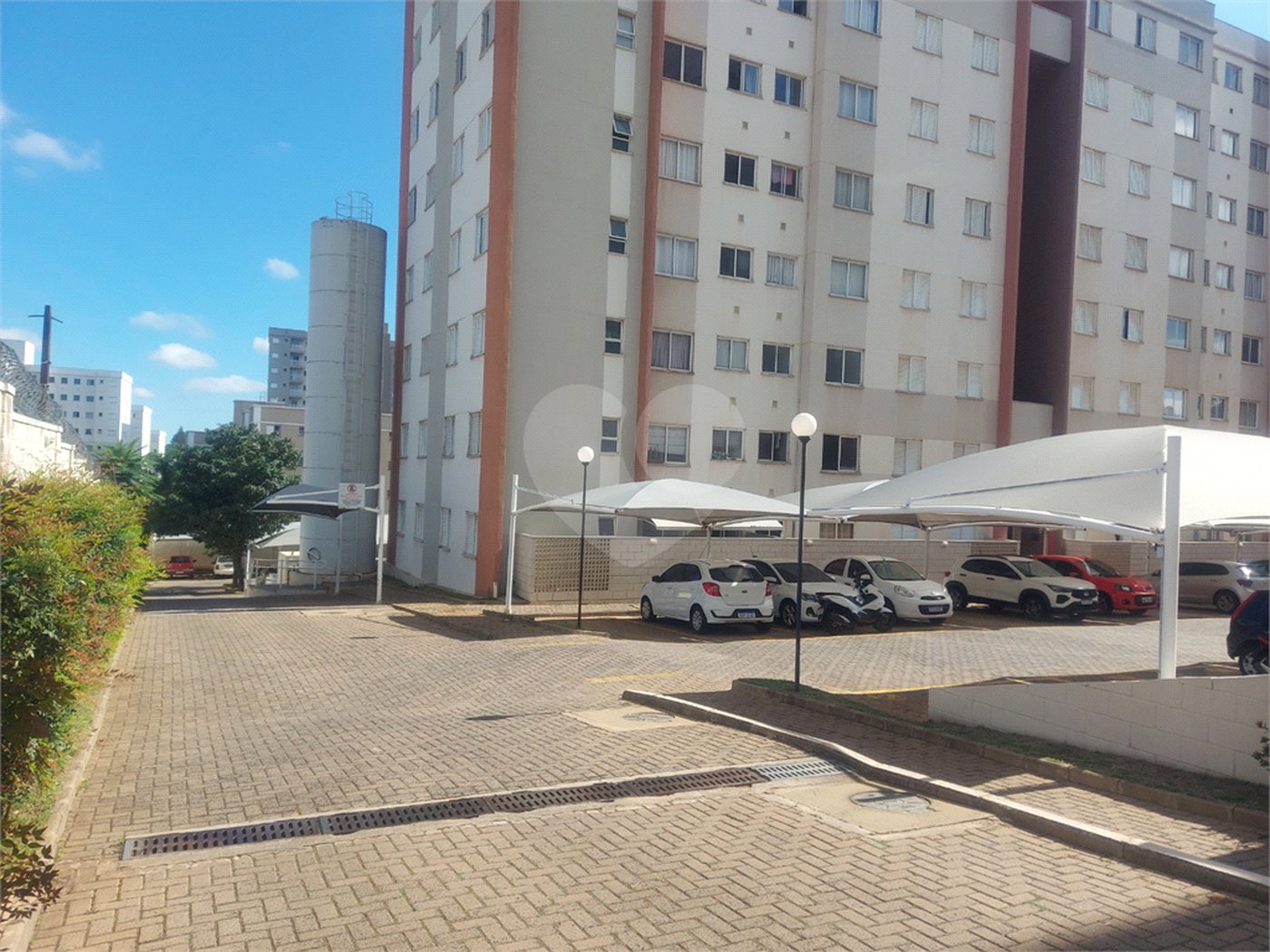 Apartamento Mobiliado no Condomínio Portal do Sol, na Avenida Getúlio Vargas